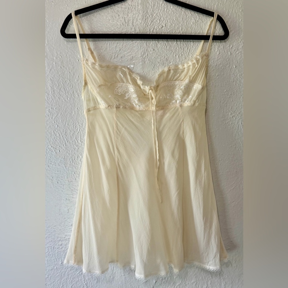 Vintage Victoria's Secret Ivory Lace Trim Chemise